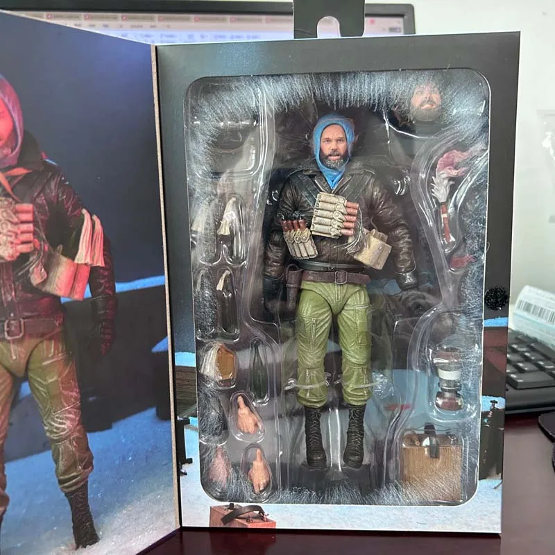 NECA Ultimate The Thing – MacReady (Last Stand) 7 Inch Action Figure - Image 7