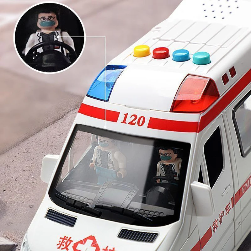 1:24 Alloy Ambulance Model Simulation Pull-back Sound and Light Die-cast Alloy Car Toy Set Children's Birthday Gift - Image 3